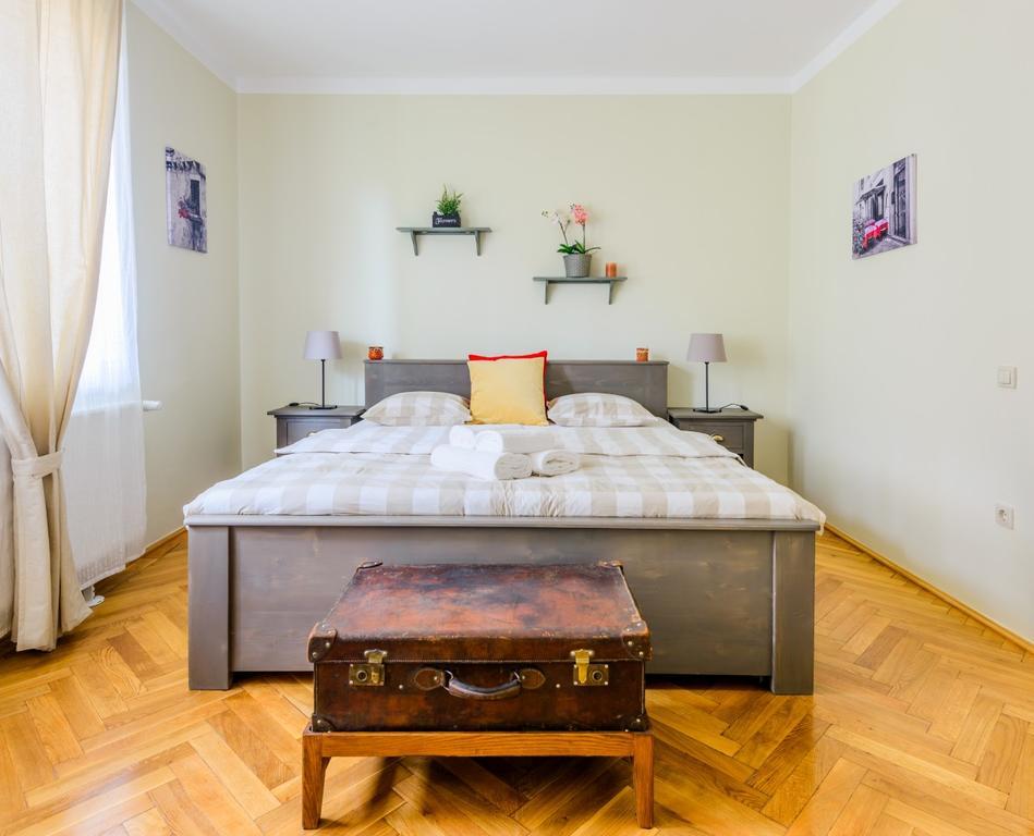 Meno Apartment Сібіу Екстер'єр фото