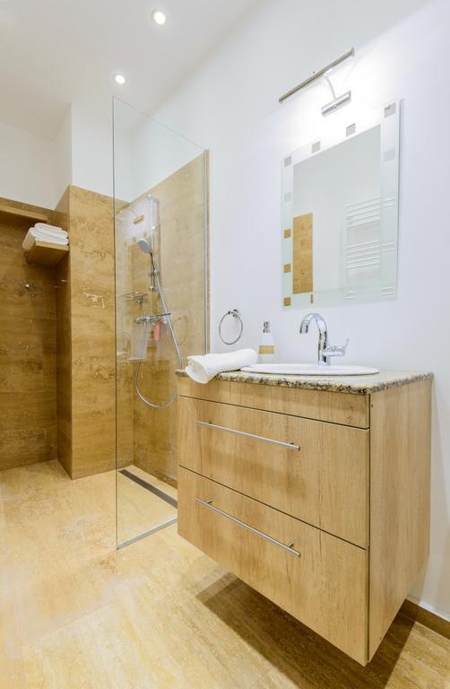 Meno Apartment Сібіу Екстер'єр фото